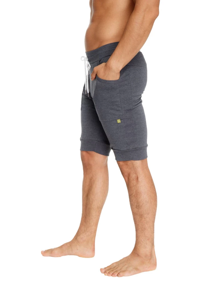 4-rth MEN Cuffed Yoga Short (Charcoal)