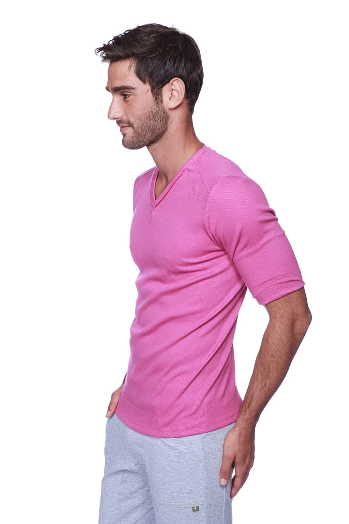 4-rth MEN Hybrid V-Neck (Berry)