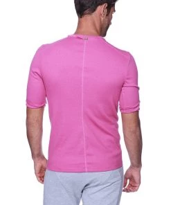 4-rth MEN Hybrid V-Neck (Berry)