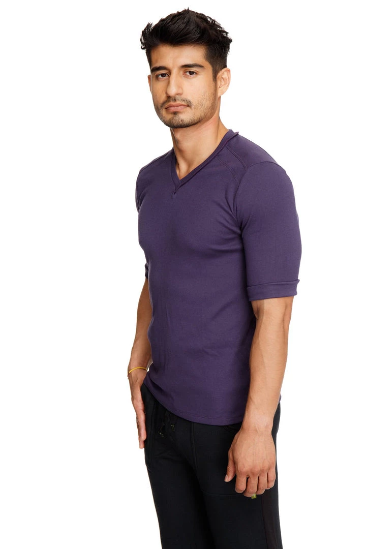 4-rth MEN Hybrid V-Neck (Eggplant Purple)