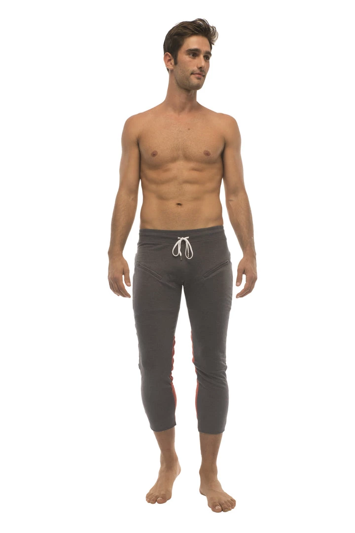 4-rth Mens 4/5 Zipper Pocket Capri Yoga Pants (Charcoal W/Black & Red)