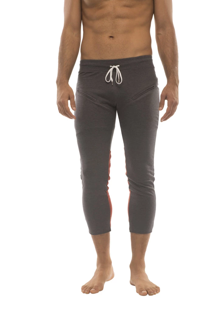 4-rth Mens 4/5 Zipper Pocket Capri Yoga Pants (Charcoal W/Black & Red)