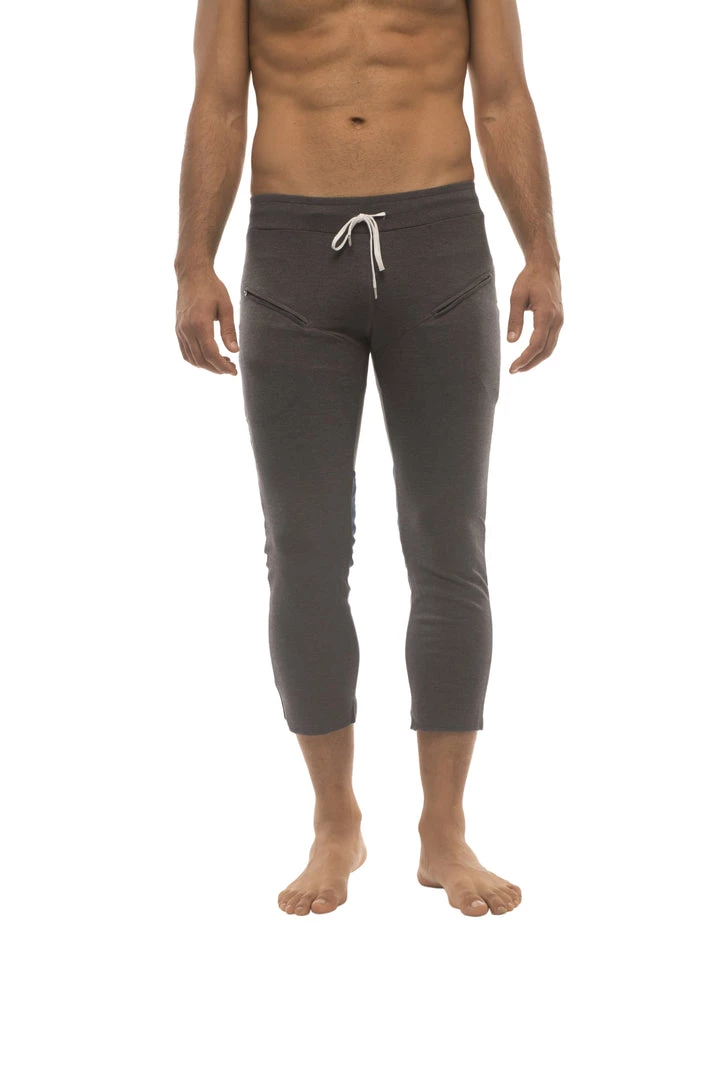 4-rth Mens 4/5 Zipper Pocket Capri Yoga Pants (Charcoal W/Black & Royal)