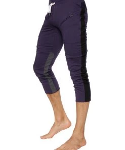 4-rth Mens 4/5 Zipper Pocket Capri Yoga Pants (Eggplant W/Black & Charcoal)