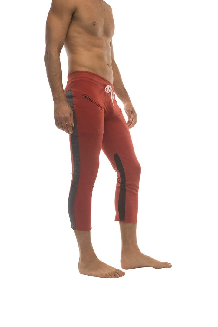 4-rth Mens 4/5 Zipper Pocket Capri Yoga Pants (RED W/Charcoal & Black)