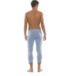 4-rth Mens 4/5 Zipper Pocket Capri Yoga Pants (Solid ICE Blue)