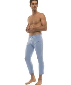 4-rth Mens 4/5 Zipper Pocket Capri Yoga Pants (Solid ICE Blue)