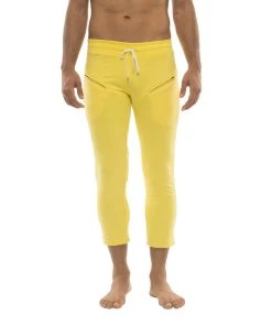 4-rth Mens 4/5 Zipper Pocket Capri Yoga Pants (Solid Yellow)