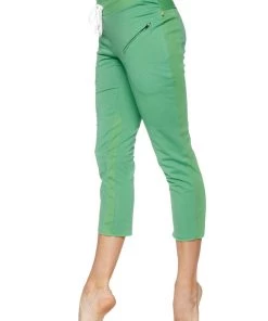 4-rth Women's 4/5 Length Zipper Pocket Capri Yoga Pant (Bamboo Green)