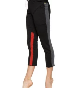 4-rth Women's 4/5 Length Zipper Pocket Capri Yoga Pant (Black W/Charcoal & Red)