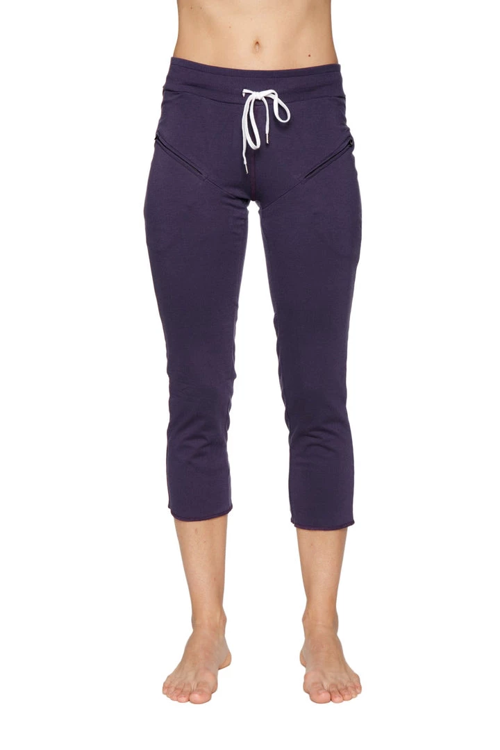4-rth Women's 4/5 Length Zipper Pocket Capri Yoga Pant (Eggplant)