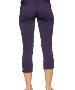 4-rth Women's 4/5 Length Zipper Pocket Capri Yoga Pant (Eggplant)
